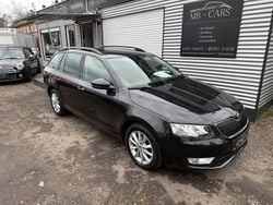 Schwarz Gebraucht 2016 Skoda Octavia Style Kombi | 9.900 € (Guter Preis)