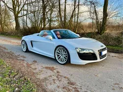 Grau Gebraucht 2010 Audi R8 Spyder Sport Cabrio | 99.000 €