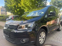 Schwarz Gebraucht 2012 VW Caddy Comfortline Van / Kleinbus | 5.990 € (Guter Preis)