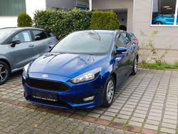 Blau Gebraucht 2017 Ford Focus ST-Line Limousine | 7.900 € (Guter Preis)