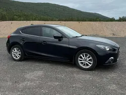 Schwarz Gebraucht 2015 Mazda 3 Sports-Line Limousine | 10.590 € (Fairer Preis)