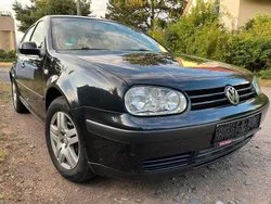 Schwarz Gebraucht 2002 VW Golf IV Comfortline Limousine | 3.200 € (Etwas zu teuer)