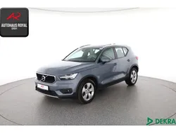 Grau (metallic) Gebraucht 2021 Volvo XC40 SUV | 27.879 € (Fairer Preis)