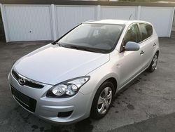 Continental silver Gebraucht 2009 Hyundai i30 Edition+ Limousine | 2.799 € (Fairer Preis)