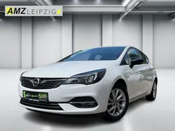 Schneeweiss/summitwhite/arctic Gebraucht 2021 Opel Astra Edition Limousine | 15.895 € (Guter Preis)