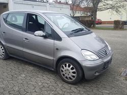 Gold Gebraucht 2003 Mercedes A160 Limousine | 1.150 € (Guter Preis)
