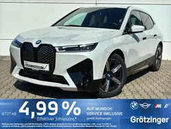 Weiß Gebraucht 2024 BMW iX Sport Line SUV | 52.820 € (Guter Preis)