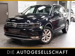 Deep black perleffekt Gebraucht 2016 VW Tiguan Highline SUV | 23.990 € (Guter Preis)