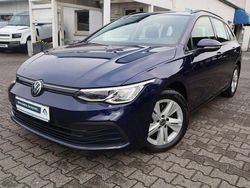 Atlantic blue metallic Gebraucht 2021 VW Golf VIII Life Kombi | 17.330 € (Guter Preis)