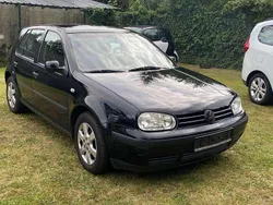 Schwarz Gebraucht 2002 VW Golf IV Limousine | 350 € (Fairer Preis)