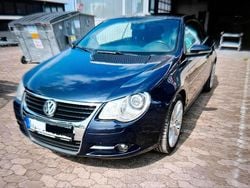 Blau Gebraucht 2007 VW Eos R Cabrio | 9.500 € (Teuer)