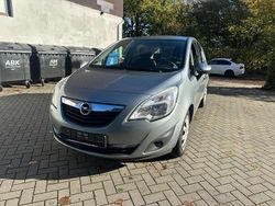 Silbersee/silver lake Gebraucht 2010 Opel Meriva Edition Van / Kleinbus | 3.499 € (Fairer Preis)