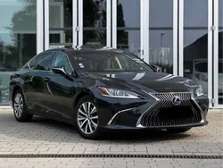 Schwarz Gebraucht 2021 Lexus ES300H Business Edition Limousine | 19.900 €