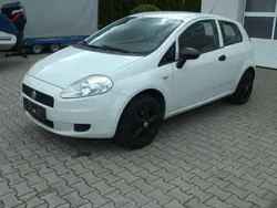 Weiß Gebraucht 2011 Fiat Punto Pop Kleinwagen | 2.200 € (Fairer Preis)