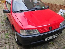 Rot Gebraucht 1992 Peugeot 106 Kleinwagen | 6.450 €