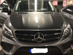Grau Gebraucht 2017 Mercedes GLE43 AMG AMG SUV | 41.500 € (Fairer Preis)