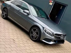 Grau Gebraucht 2017 Mercedes C180 Limousine | 16.000 € (Guter Preis)