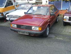 Rot Gebraucht 1984 Audi 80 Limousine | 3.990 €