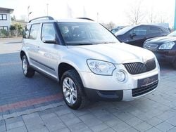 Brilliantsilber metallic Gebraucht 2010 Skoda Yeti Ambition SUV | 8.590 € (Fairer Preis)