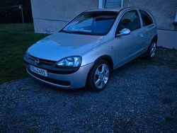 Silber Gebraucht 2002 Opel Corsa Kleinwagen | 800 € (Superpreis)