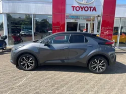 Marlin grau metallic / dach schwarz Gebraucht 2023 Toyota C-HR Team SUV | 31.980 € (Teuer)