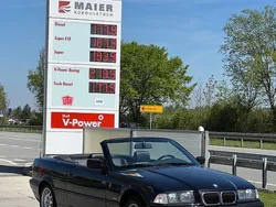 Schwarz Gebraucht 1999 BMW 318 Cabriolet M Sport Cabrio | 6.800 € (Guter Preis)