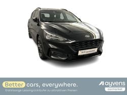 Lackierung: obsidianschwarz Gebraucht 2021 Ford Focus ST Kombi | 16.980 € (Guter Preis)