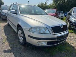 Silber Gebraucht 2007 Skoda Octavia Classic Kombi | 1.499 € (Fairer Preis)