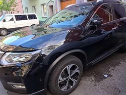 Schwarz Gebraucht 2018 Nissan X-Trail Tekna SUV | 26.000 €