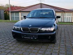 Black sapphire metallic Gebraucht 2004 BMW 320 Lifestyle Limousine | 4.500 € (Fairer Preis)