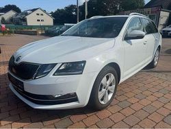Weiß Gebraucht 2019 Skoda Octavia Style Kombi | 12.699 € (Fairer Preis)