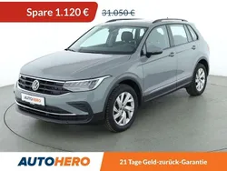 Grau Gebraucht 2021 VW Tiguan Life SUV | 29.170 € (Guter Preis)