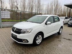 Weiß Gebraucht 2017 Dacia Logan Limousine | 8.200 € (Guter Preis)