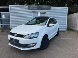 Weiß Gebraucht 2013 VW Polo Life Kleinwagen | 5.990 € (Etwas zu teuer)