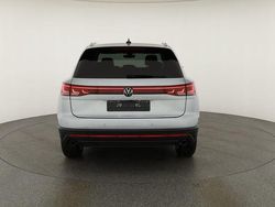 Oyster silver metallic Neu 2025 VW Touareg SUV | 59.475 € (Superpreis)