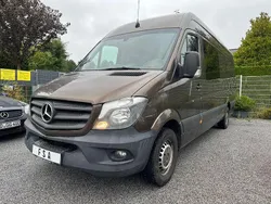 Braun Gebraucht 2015 Mercedes Sprinter Van | 17.000 € (Etwas zu teuer)