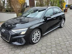 Mythosschwarz metallic Gebraucht 2021 Audi A3 Sportback S-Line Limousine | 28.500 € (Fairer Preis)