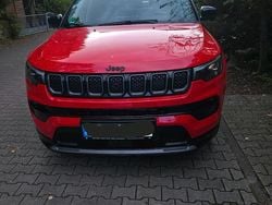 Rot Gebraucht 2024 Jeep Compass SUV | 29.999 € (Fairer Preis)
