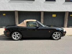Schwarz Gebraucht 2000 Mazda MX5 Cabrio | 7.499 € (Etwas zu teuer)