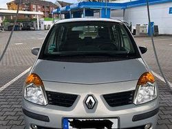 Grau Gebraucht 2005 Renault Modus Dynamique Van / Kleinbus | 2.900 € (Fairer Preis)
