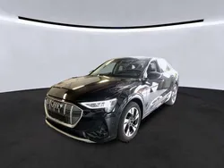 Mythosschwarz metallic Gebraucht 2022 Audi e-tron Sportback S-Line SUV | 39.415 € (Guter Preis)