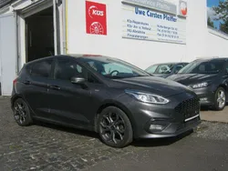 Grau Gebraucht 2018 Ford Fiesta ST-Line Kleinwagen | 8.600 € (Fairer Preis)