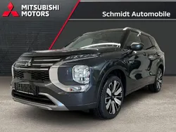 Mondstein grau / panther schwarz (grau) Neu 2025 Mitsubishi Outlander P-HEV Top SUV | 55.390 € (Teuer)