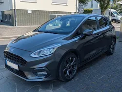 Grau Gebraucht 2018 Ford Fiesta ST-Line Kleinwagen | 12.400 € (Guter Preis)