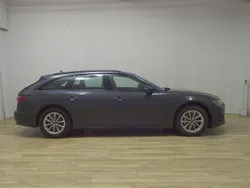 Grau Gebraucht 2023 Audi A6 Kombi | 32.780 € (Superpreis)
