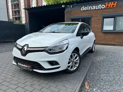 Weiß Gebraucht 2020 Renault Clio V Collection Limousine | 11.199 € (Fairer Preis)