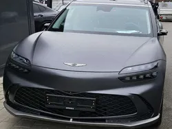 Grau Gebraucht 2022 Genesis GV60 Sport Plus SUV | 39.999 € (Guter Preis)
