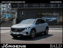 Weiss digitalweiß metallic Gebraucht 2024 Mercedes EQA250 Electric Art SUV | 36.490 € (Fairer Preis)