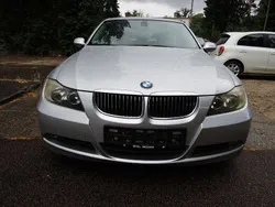 Silber Gebraucht 2007 BMW 325 Limousine | 2.900 € (Superpreis)