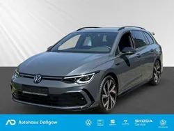 Grau Gebraucht 2024 VW Golf VIII R-line Kombi | 31.790 € (Fairer Preis)
